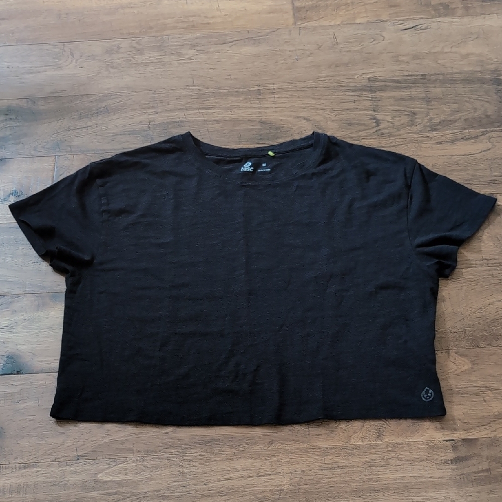 Tasc Performance Black Crop Top Medium